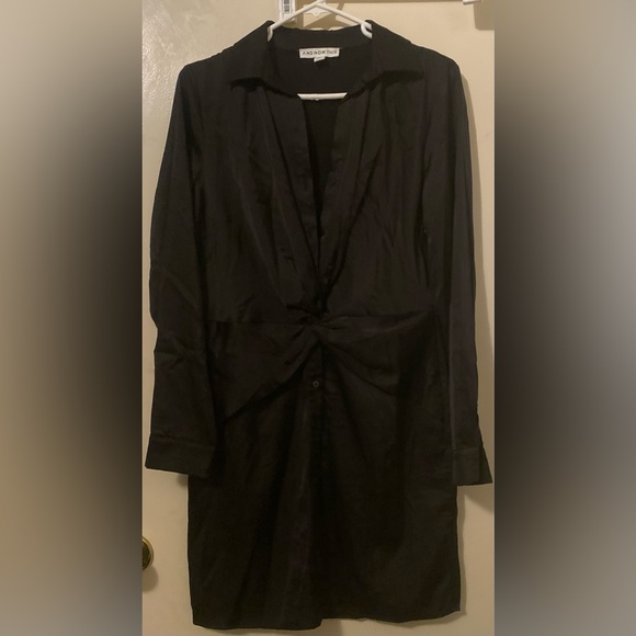 Long sleeve black dress - Picture 1 of 2